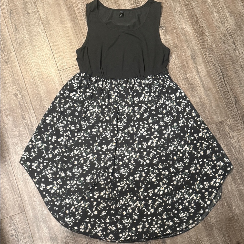 SHEIN Black & White Sleeveless Midi HiLow Dress with Floral